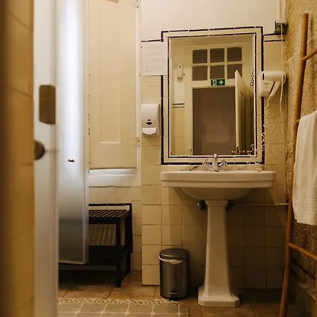 G&b - And Wines Lisboa