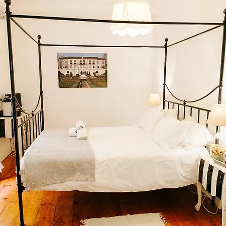 G&b - And Wines Hostel *