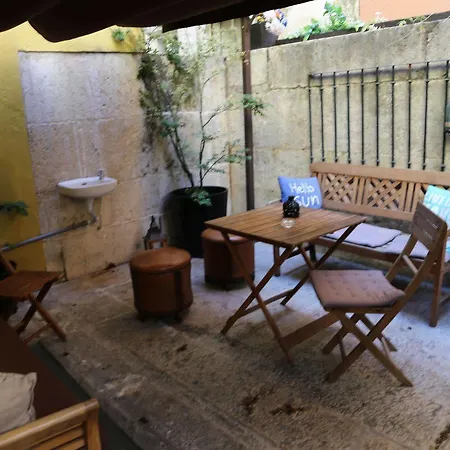 G&b - And Wines Vandrerhjem