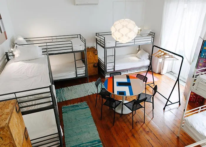 G&b - And Wines بيت شباب