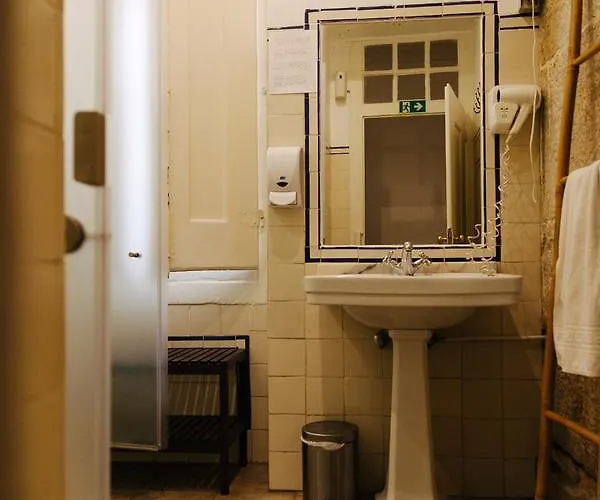 G&b - And Wines Lisboa