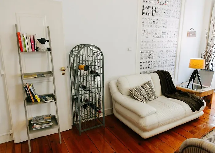 بيت شباب G&b - And Wines