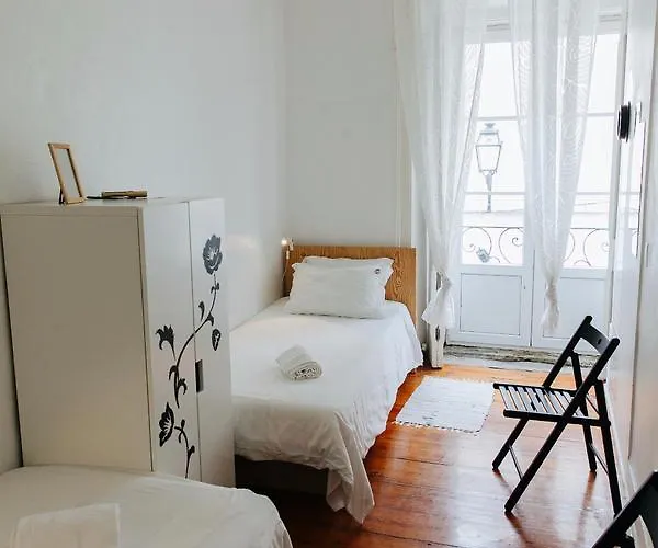 بيت شباب G&b - And Wines *