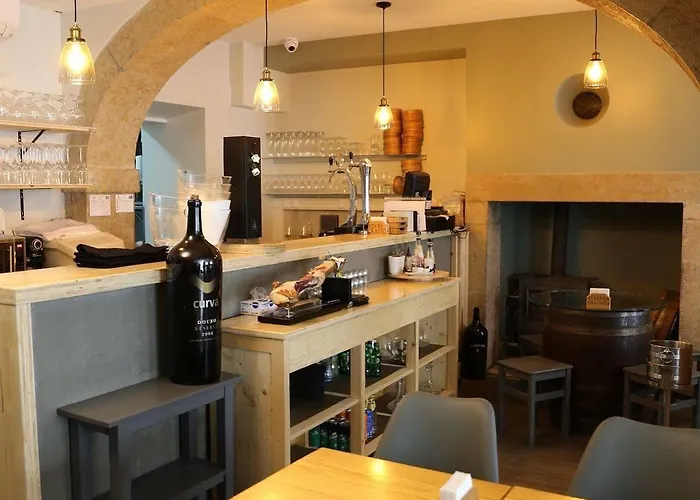 G&b - And Wines بيت شباب Lisboa