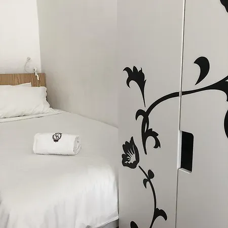 G&b - And Wines Lisbon